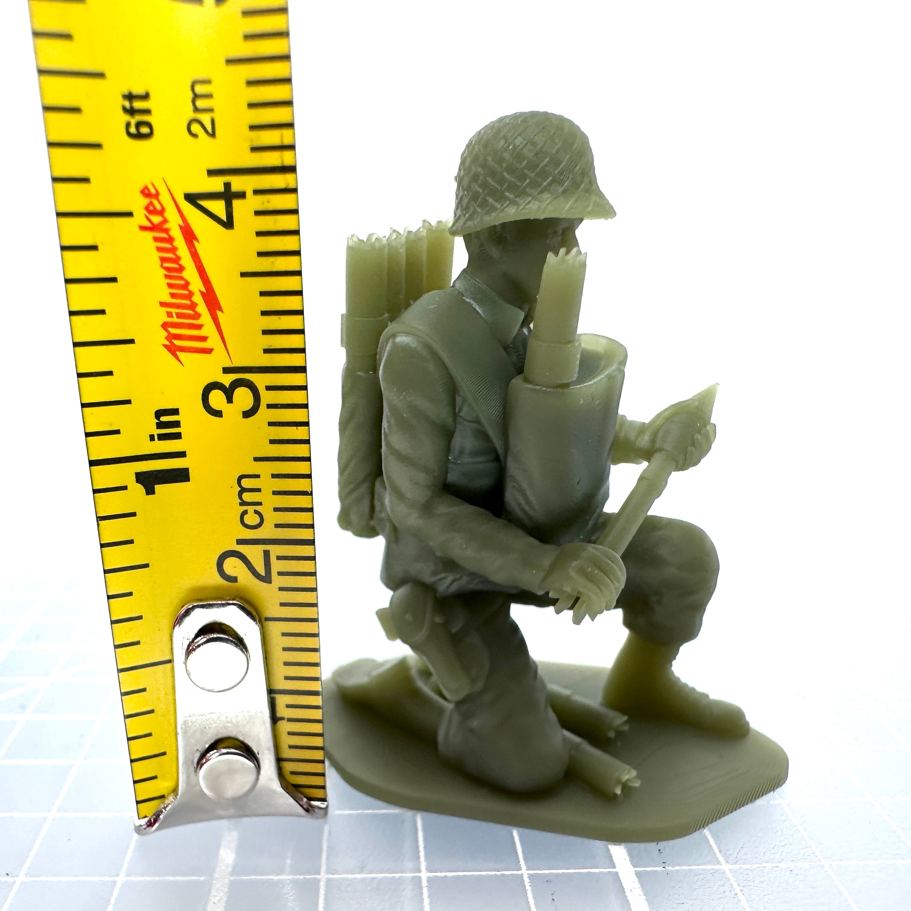 American Soldier Bazooka Loader
