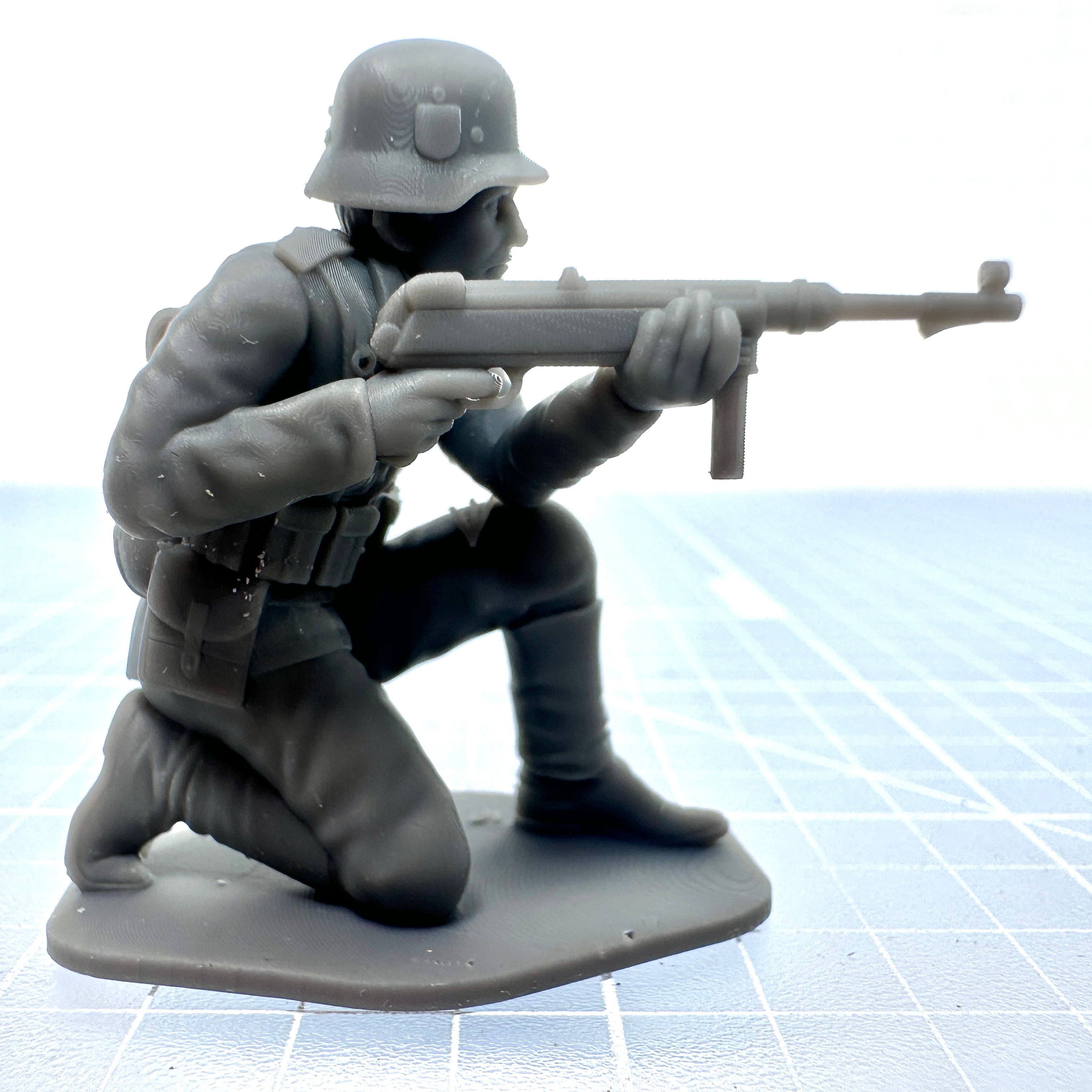 WW2 German Kneeling Shooting