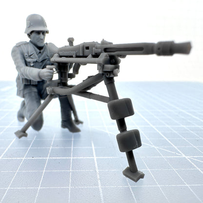 German Kneeling behind MG42