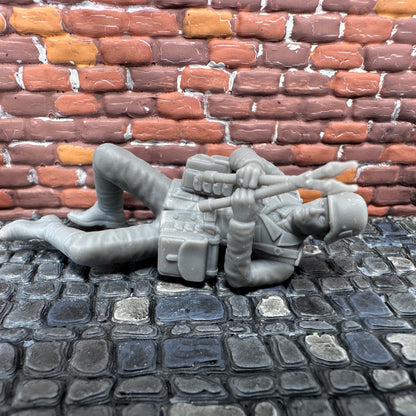 WW2 German Sapper with Wire Cutters