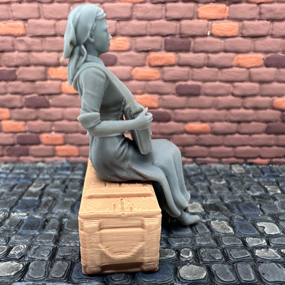 WW2 Allies Nurse Sitting 1/32 Scale Wargame Figure